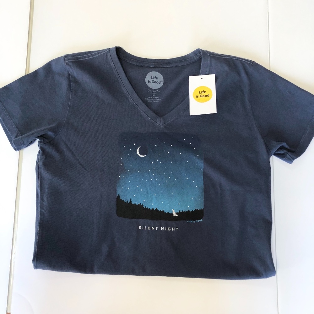 Life is Good Crusher T SzM Wolf Silent Night NWT